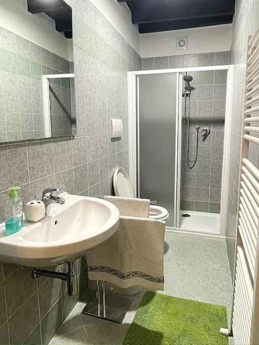 Wonderful Central Apartment! Mantova Luaran gambar